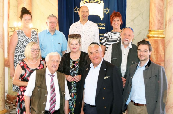 Besuch der Flosser Synagoge mit Dr. Ludwig Spaenle